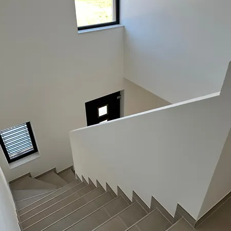 Holiday home Maison Neuve A 8 Min De Colmar